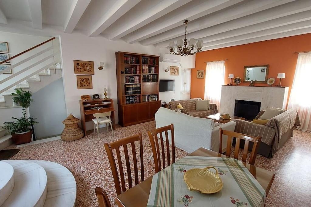 Villa Elea Толо Екстер'єр фото